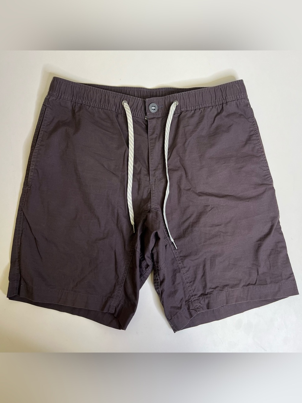 Vuori Men’s Ripstop Shorts Drawstring Color: Brown - Size Medium